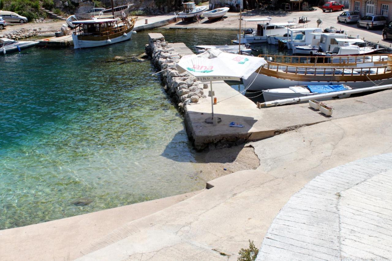 Apartments With A Parking Space Sali, Dugi Otok - 8172 Exterior photo